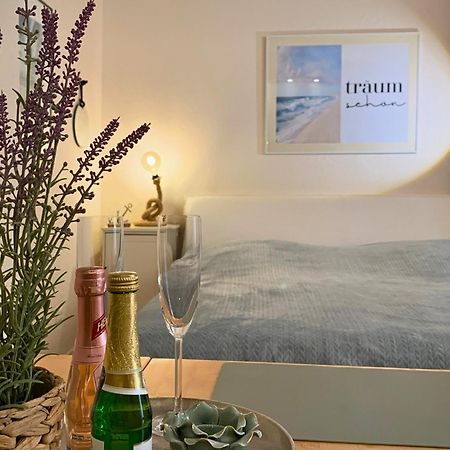 Duhnentraum Bestlage Am Sandstrand, Balkon,Meerblick, Parkplatz, Aufzug, Wlan, Bettwaesche,Handtuecher,Netflix Uvm คุกซ์ฮาเวน ภายนอก รูปภาพ