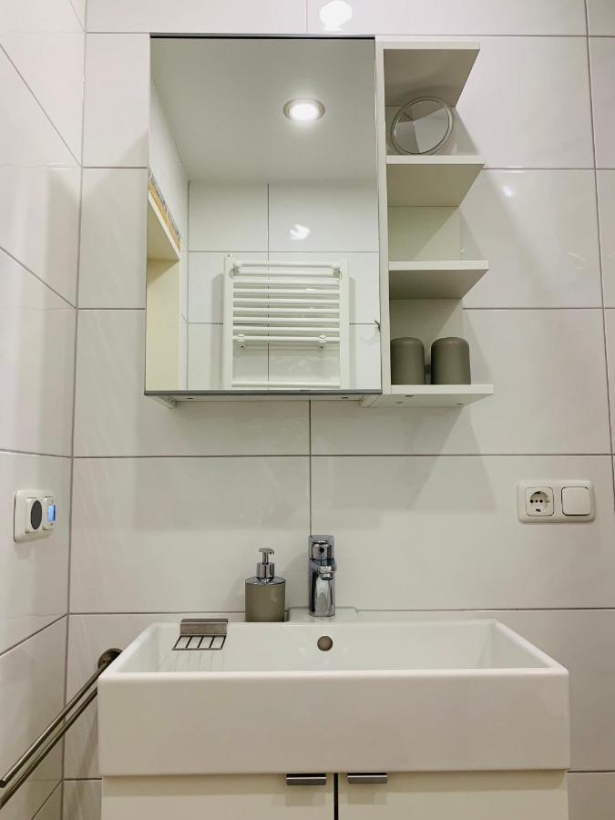 Duhnentraum Bestlage Am Sandstrand, Balkon,Meerblick, Parkplatz, Aufzug, Wlan, Bettwaesche,Handtuecher,Netflix Uvm คุกซ์ฮาเวน ภายนอก รูปภาพ